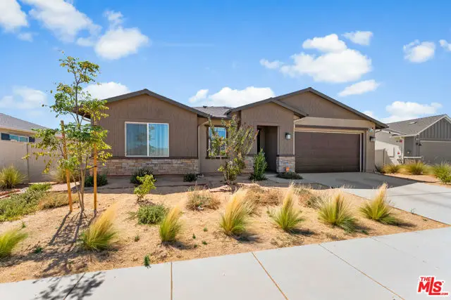 42831 Coronet Drive, Lancaster, CA 93536 - #2
