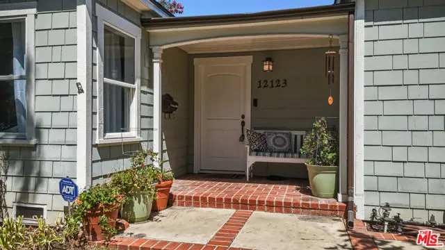 12123 Addison Street, Valley Village, CA 91607 - #3
