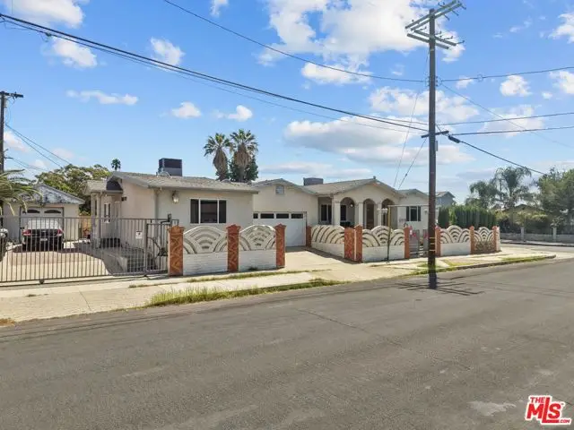 8058 Fulton Avenue, San Fernando Valley, CA 91605 - #2
