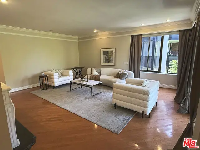 4752 Park Encino Lane #212, Encino, CA 91436 - #2