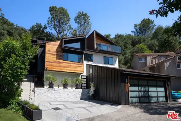 4118 Oak Hollow Road, Calabasas, CA 91302