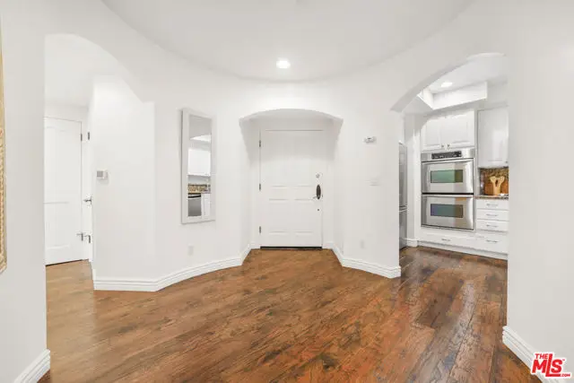 1135 Rexford Drive #302, Los Angeles, CA 90035 - #2