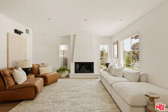 7867 Yorktown Avenue, Los Angeles, CA 90045 - #3