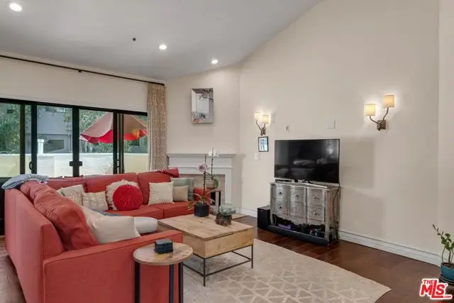 1722 Malcolm Avenue #304, Los Angeles, CA 90024 - #1