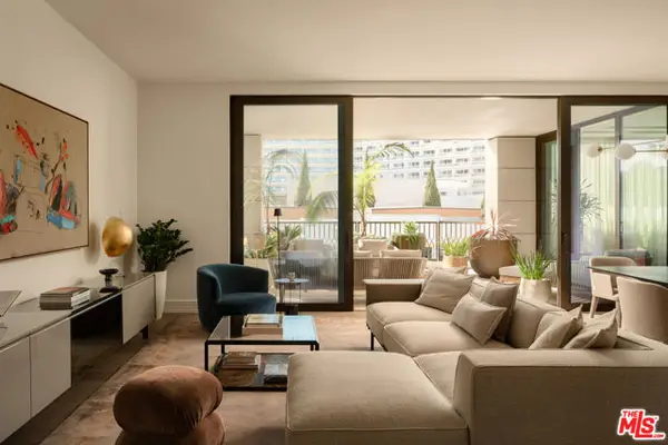 9900 S Santa Monica Boulevard #2D, Beverly Hills, CA 90212
