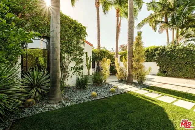 331 N Kilkea Drive, Los Angeles, CA 90048 - #2