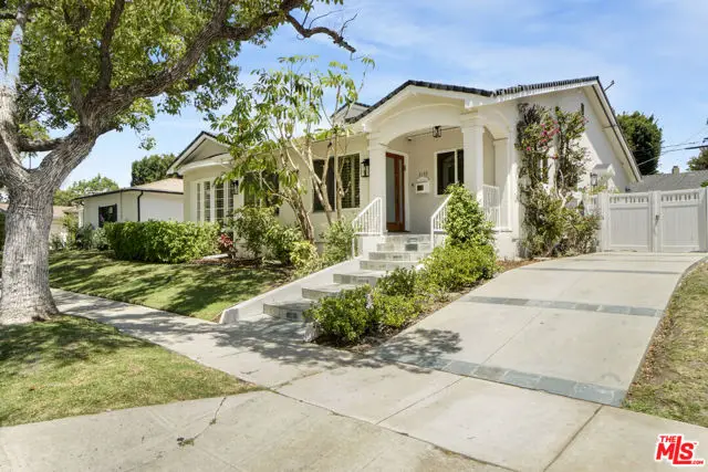 2148 Hillsboro Avenue, Los Angeles, CA 90034 - #2