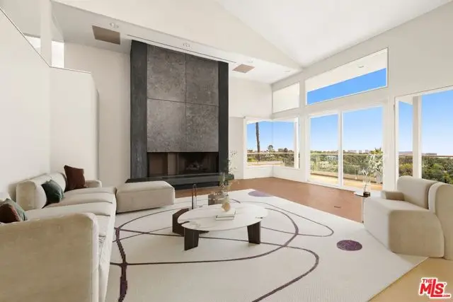 940 Linda Flora Drive, Los Angeles, CA 90049 - #3