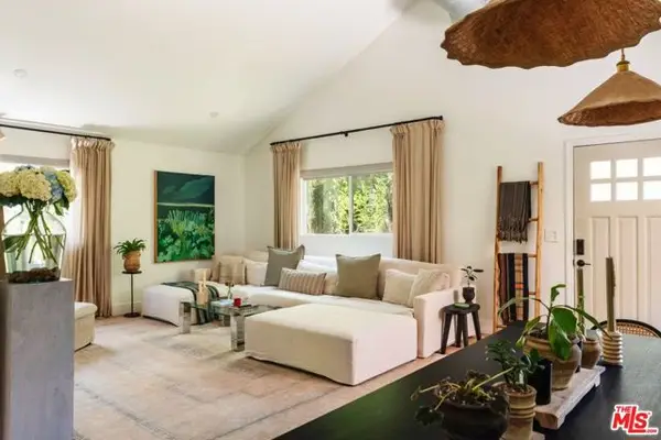 420 N Benton Way, Los Angeles, CA 90026