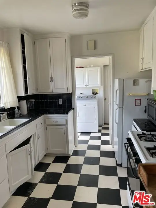 4223 Camino Real, Los Angeles, CA 90065 - #3