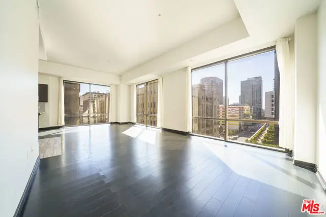655 S Hope Street #704, Los Angeles, CA 90017 - #1