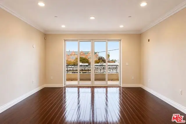 9049 Alcott Street #304, Los Angeles, CA 90035 - #2