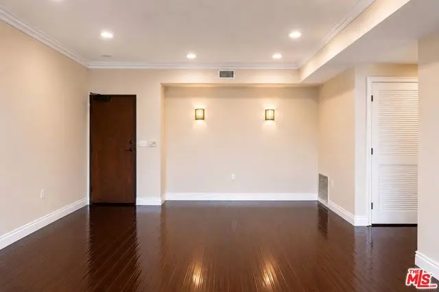 9049 Alcott Street #304, Los Angeles, CA 90035 - #3