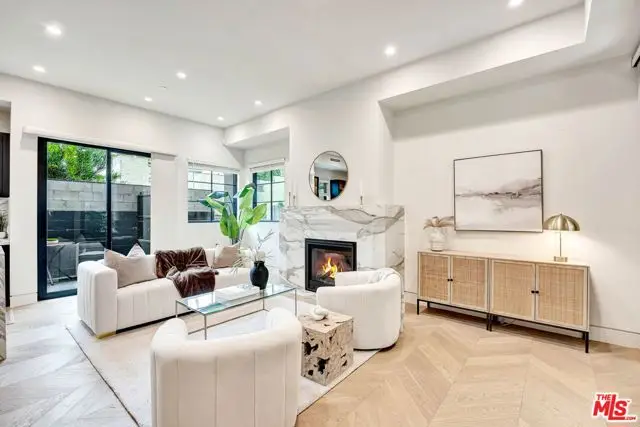 652 Huntley Drive #102, West Hollywood, CA 90069 - #2