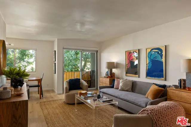 525 N Sycamore Avenue #409, Los Angeles, CA 90036 - #3