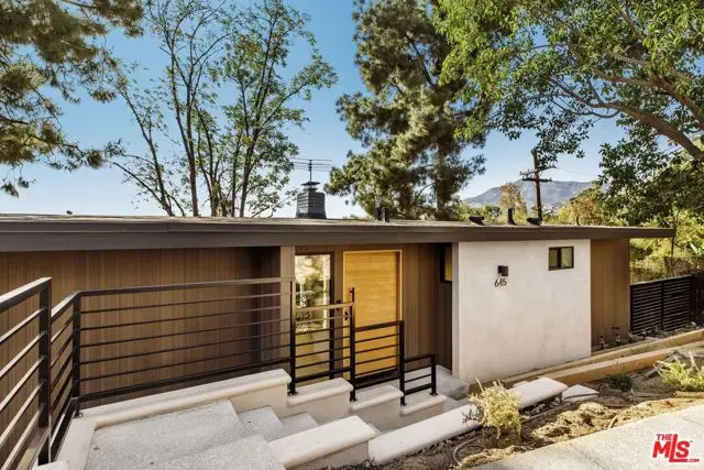 645 Luton Drive, Glendale, CA 91206 - #2