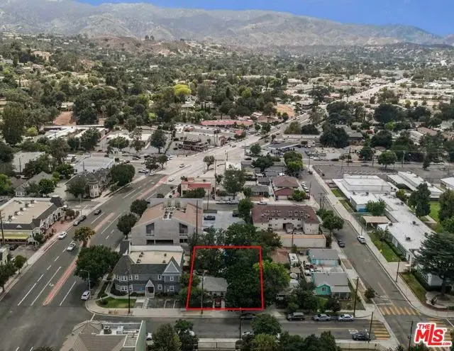 24513 Walnut Street, Santa Clarita, CA 91321 - #2