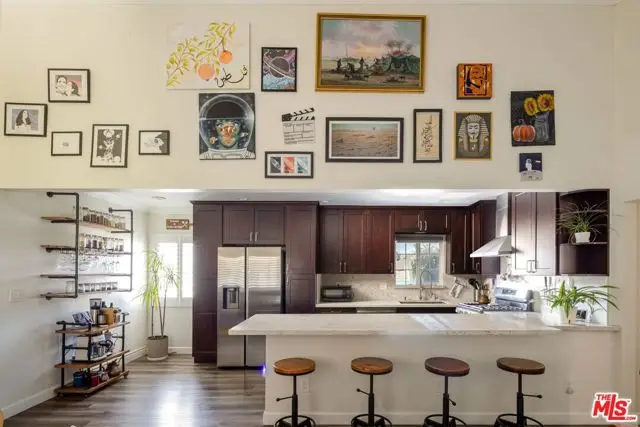 718 N Raymond Avenue #6, Pasadena, CA 91103 - #3