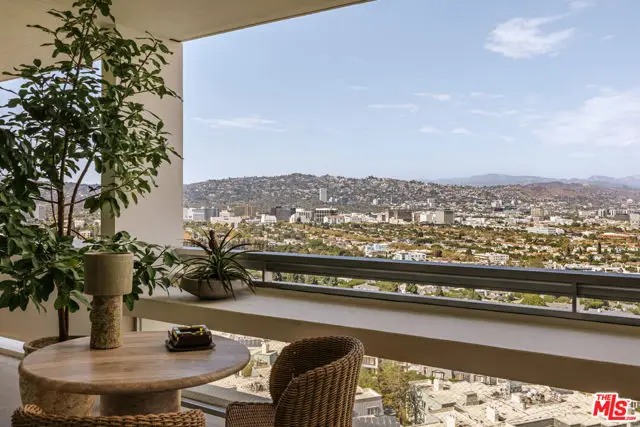 2220 Avenue Of The Stars #1904, Los Angeles, CA 90067 - #3
