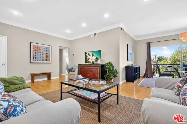 612 S Barrington Avenue #417, Los Angeles, CA 90049 - #1