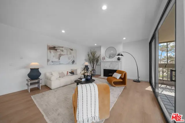 4477 Wilshire Boulevard #308, Los Angeles, CA 90010 - #2