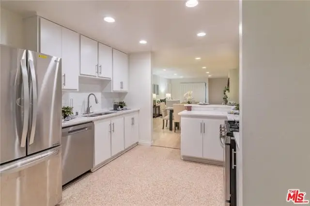 1940 N Highland Avenue #42, Los Angeles, CA 90068 - #1