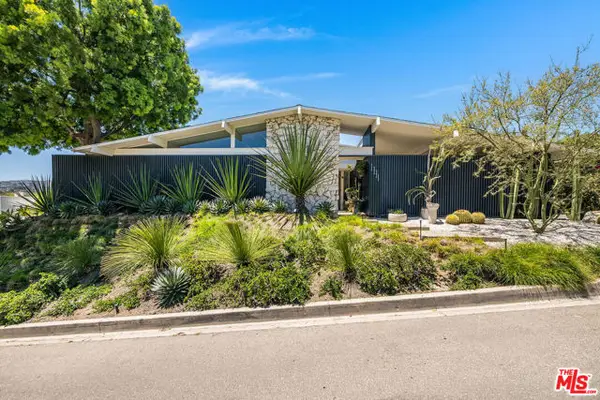 1331 Casiano Road, Los Angeles, CA 90049