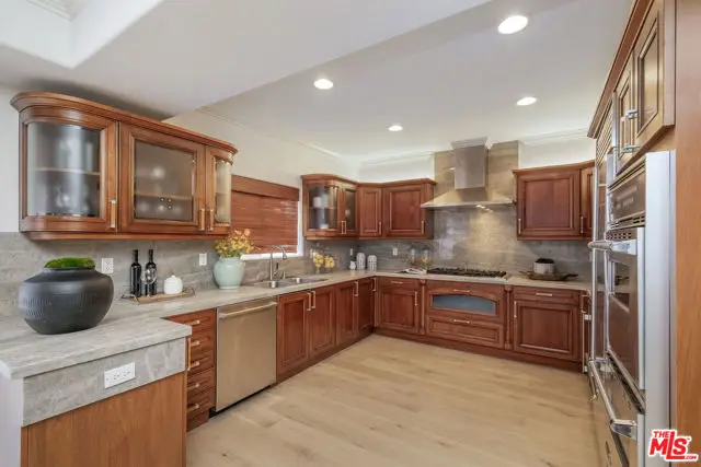 11723 Mayfield Avenue #4, Los Angeles, CA 90049 - #3