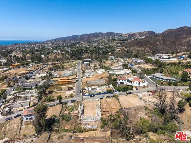 1226 Monument Street, Pacific Palisades, CA 90272 - #3