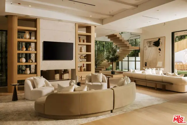 2130 Mandeville Canyon Road, Los Angeles, CA 90049 - #2