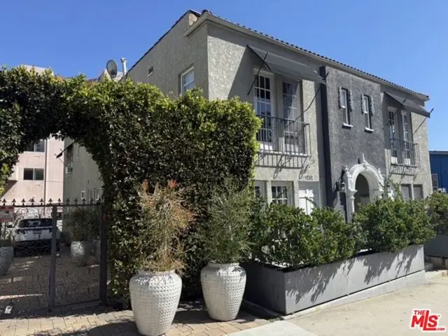 1754 N La Brea Avenue, Los Angeles, CA 90046 - #2