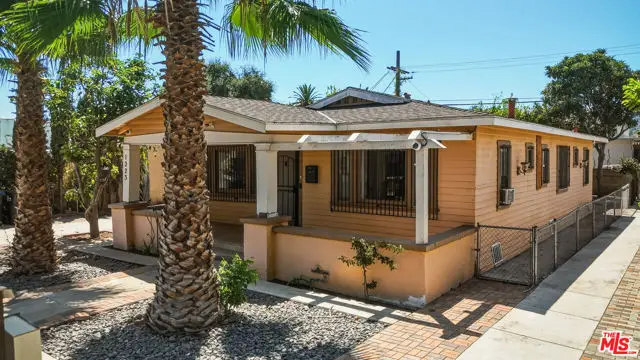 1223 Hague Court, Glendale, CA 91204 - #2