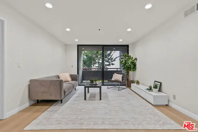 222 S Central Avenue #224, Los Angeles, CA 90012 - #2