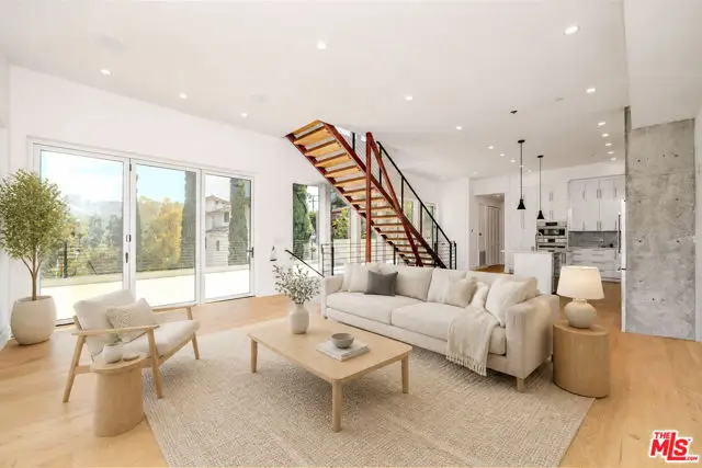 2882 El Roble Drive, Los Angeles, CA 90041 - #1