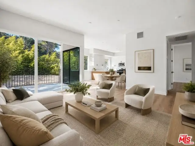 3686 Fredonia Drive, Los Angeles, CA 90068 - #2