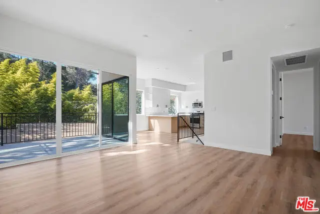 3686 Fredonia Drive, Los Angeles, CA 90068 - #3