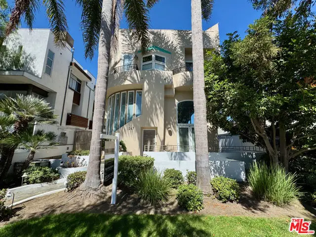1247 23rd Street #D, Santa Monica, CA 90404 - #2