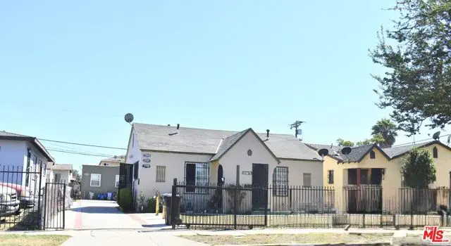 1738 W 82nd Street, Los Angeles, CA 90047 - #1