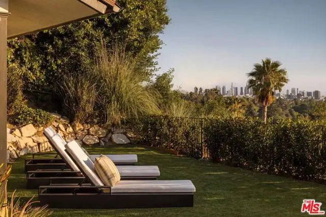 10122 Sunbrook Drive, Los Angeles, CA 90210 - #2