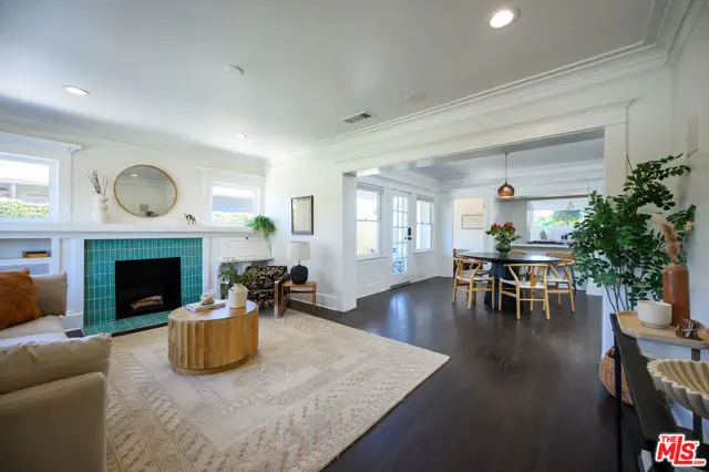 2238 W 28th Street, Los Angeles, CA 90018 - #2