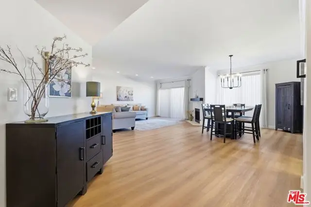 828 S Bedford Street #202, Los Angeles, CA 90035 - #3