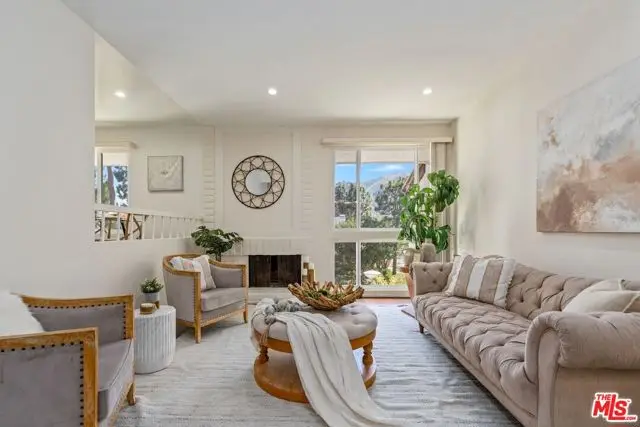 17253 Palisades Circle, Pacific Palisades, CA 90272 - #3