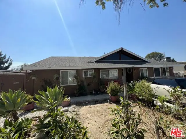 8731 Colbath Avenue, Panorama City, CA 91402 - #1