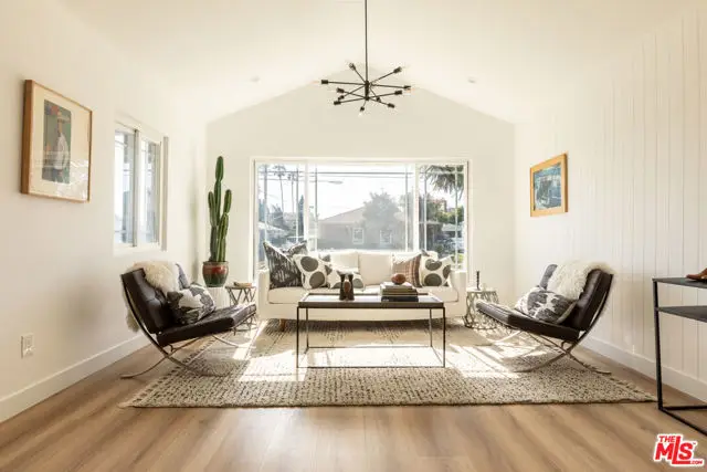 10516 Cimarron Street, Los Angeles, CA 90047 - #2