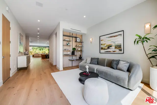 3831 Mound View Avenue, Studio City, CA 91604 - #2
