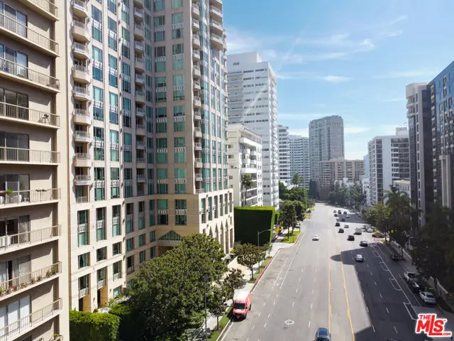 10747 Wilshire Boulevard #PH4, Los Angeles, CA 90024 - #3
