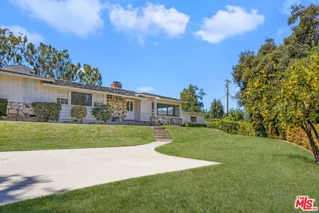 19630 Rosita Street, Tarzana, CA 91356 - #3