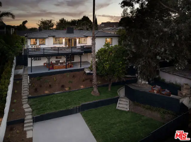 3807 Floresta Way, Los Angeles, CA 90043 - #2