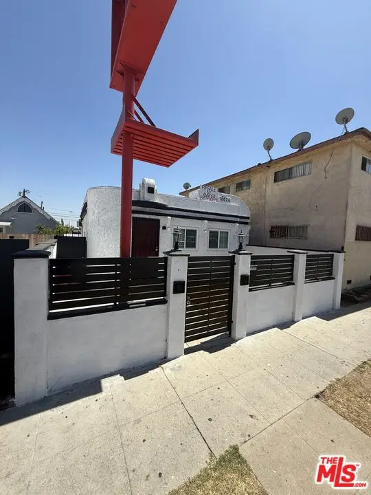 10024 S Western Avenue, Los Angeles, CA 90047 - #3
