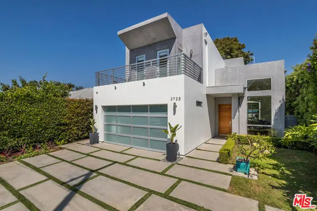 3728 S Barrington Avenue, Los Angeles, CA 90066 - #3